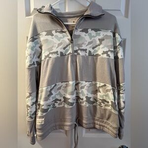 Simply Southern Women's Gray Camo Zip-Up Top